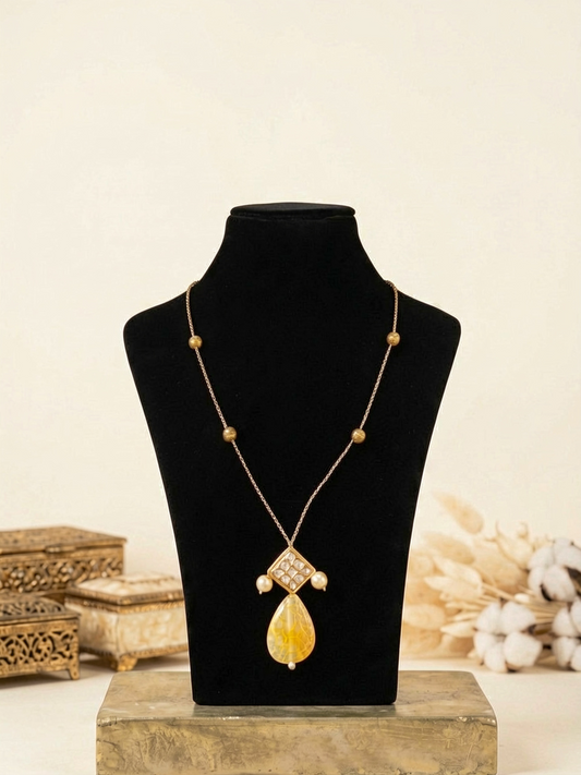 Pachi Sapphire Stone Long Chain