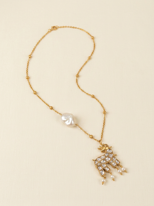 Dainty Deer Pachi Kundan Brooch Neck Chain